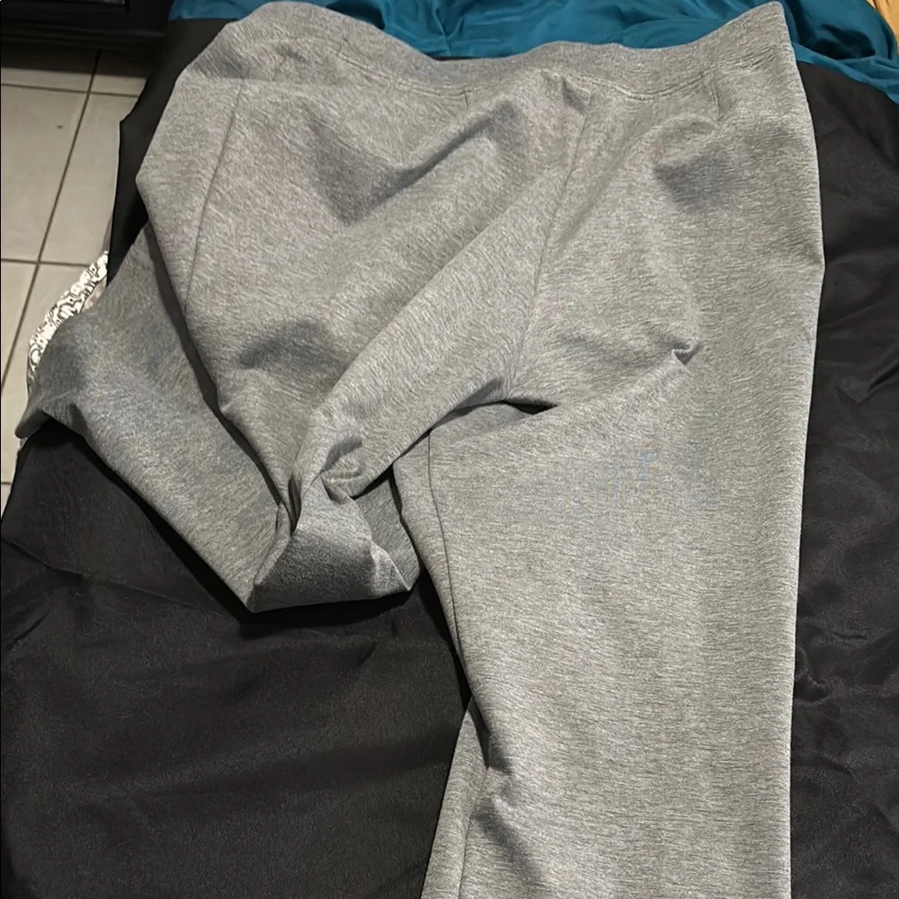 Men's Gray Pants - Picture 3 of 3